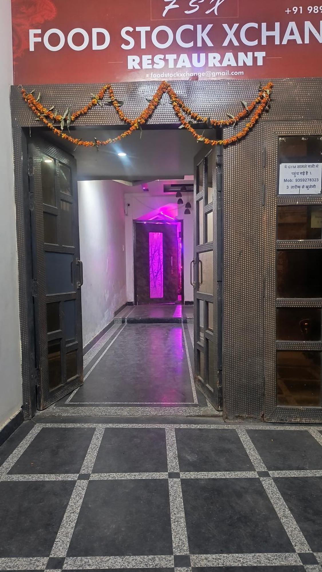 Townhouse 03 Hotel アーグラ エクステリア 写真